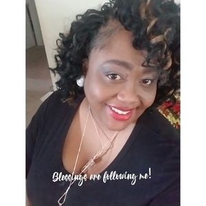 Meet your Posher, Hope